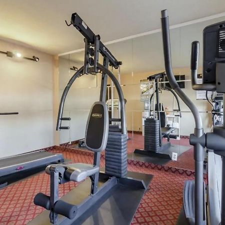 Hutchi Bell Hotel South Hutchinson Luaran gambar