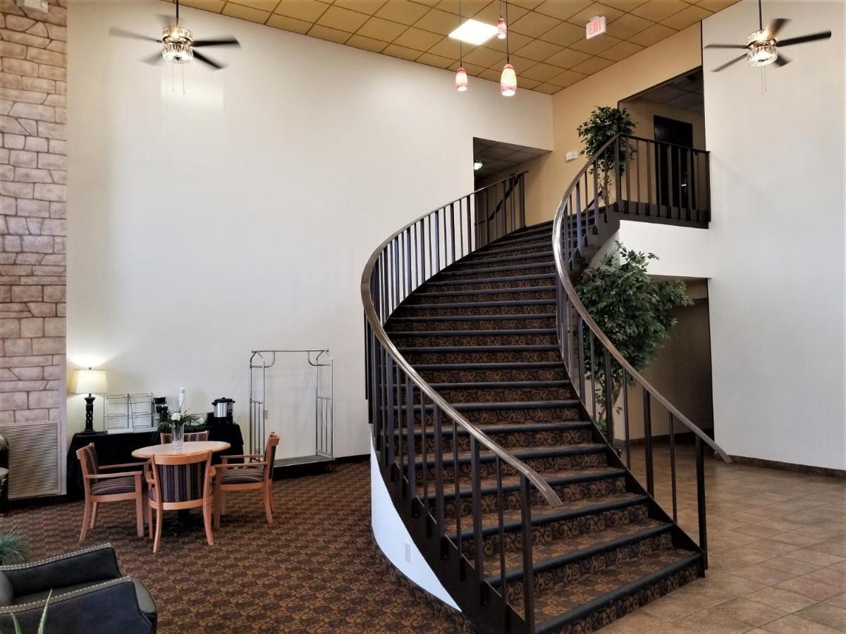 Hutchi Bell Hotel South Hutchinson Luaran gambar