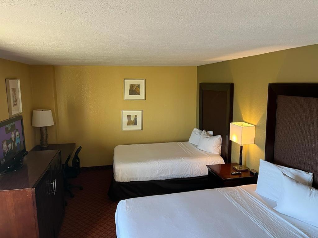 Hutchi Bell Hotel South Hutchinson Luaran gambar