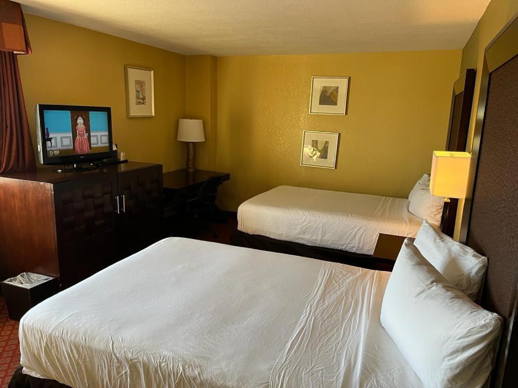 Hutchi Bell Hotel South Hutchinson Luaran gambar
